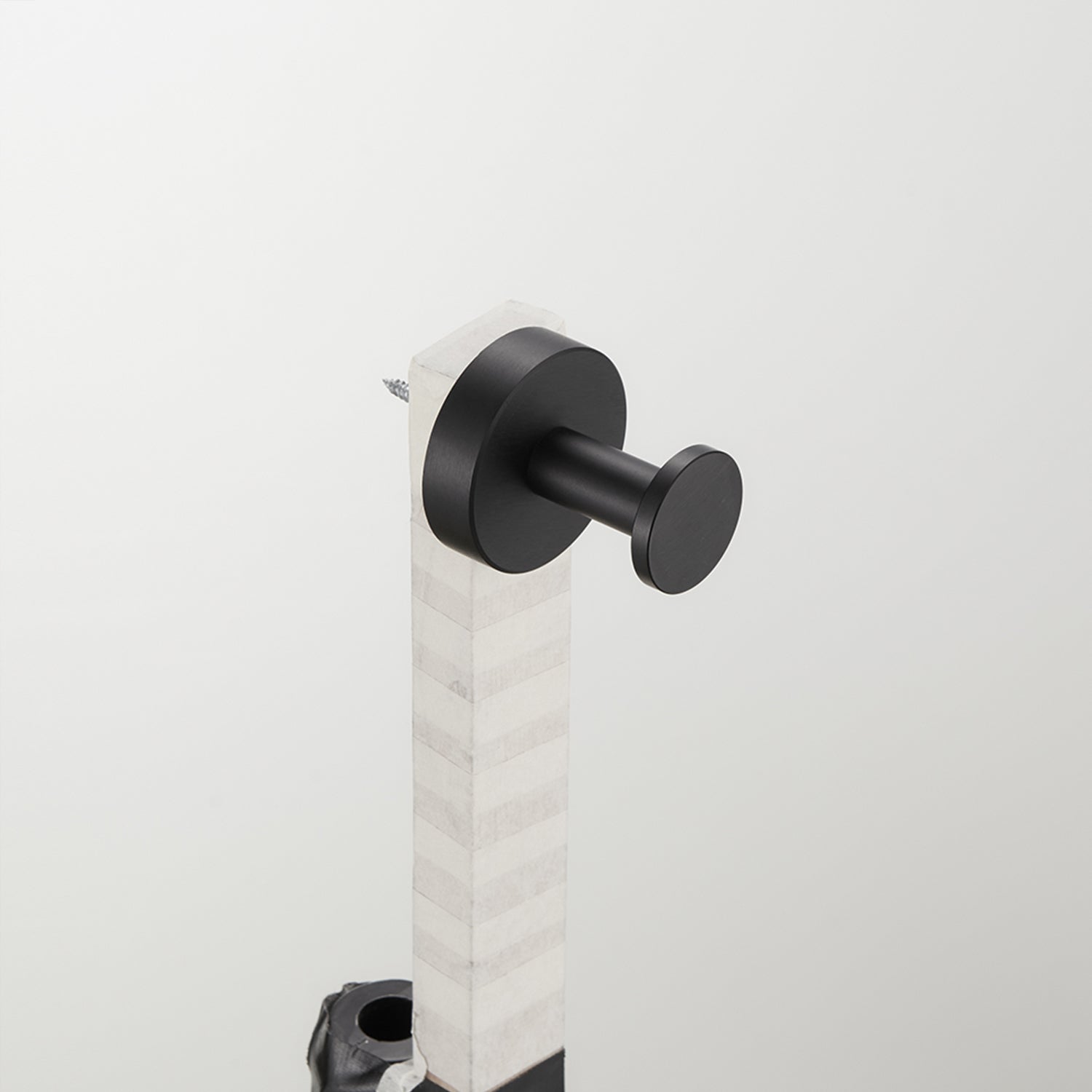 Gluon 2 Pack Knob Robe/Towel Hook with Screws Matte Black DSC5051_90220e00-b1c7-47f4-a15c-db490d5412eb