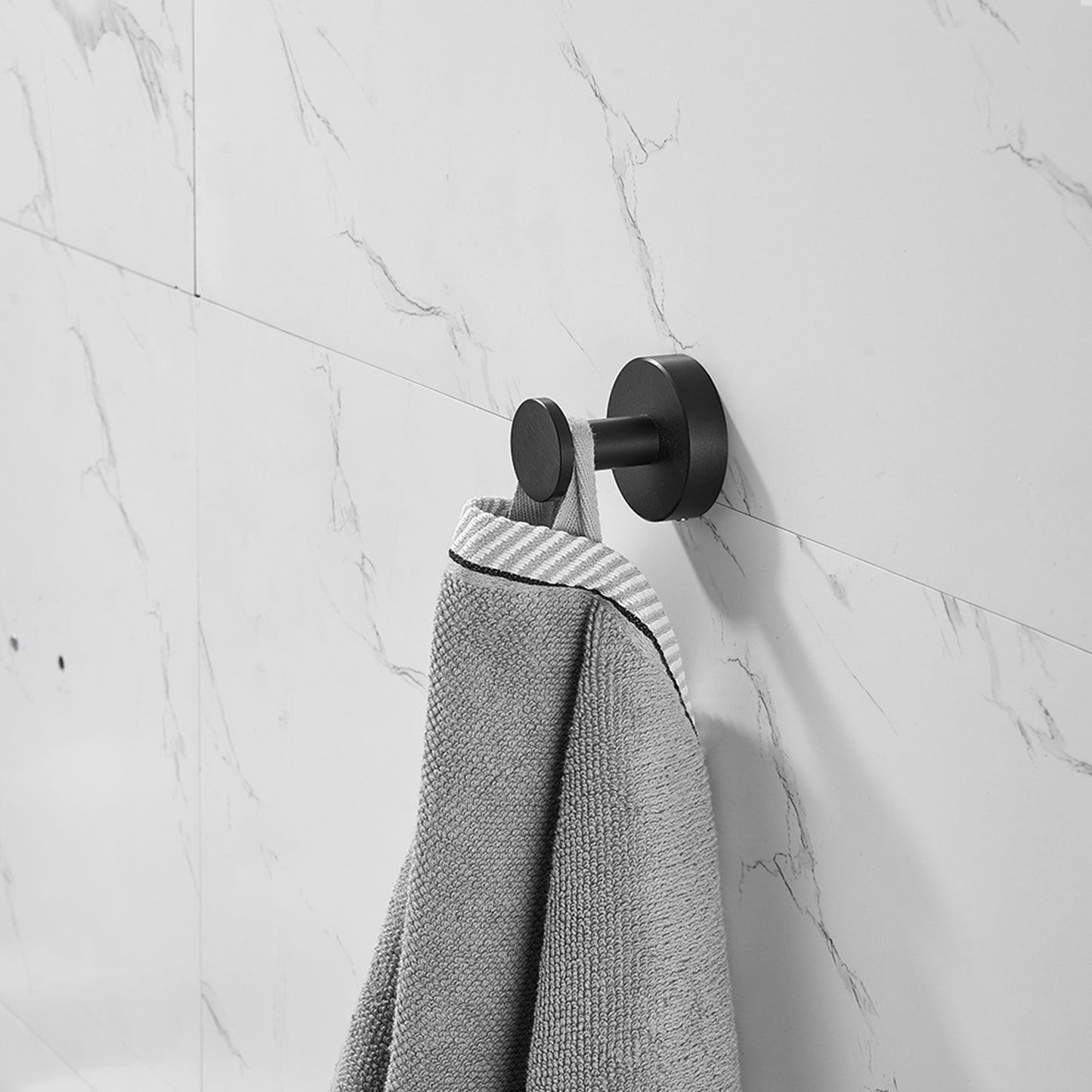 NestPro 4-Pieces Wall Mounted Round Bathroom Robe/Towel Hook DSC6235_f3e42b67-ef22-4e98-a594-366c6f3c4cc2